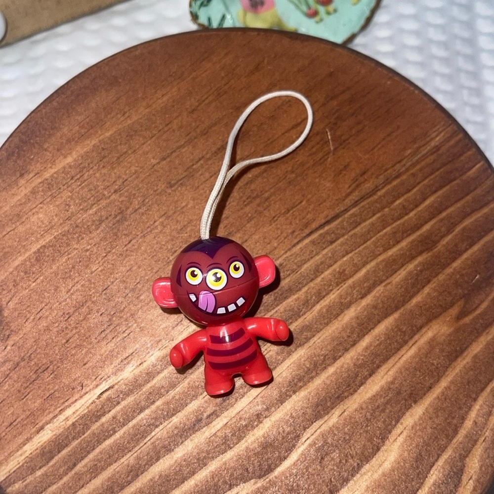 2019 Kinder Joy HALLOWEEN Collectible Toy Monster Twist Used Pink Red Plastic